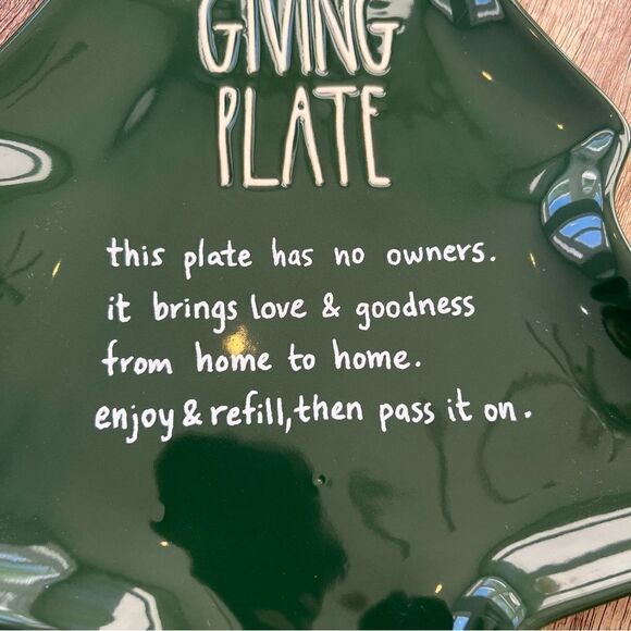 Rae Dunn Giving Plate Christmas Tree Green Hostess Gift 10x13 - Picture 4 of 9